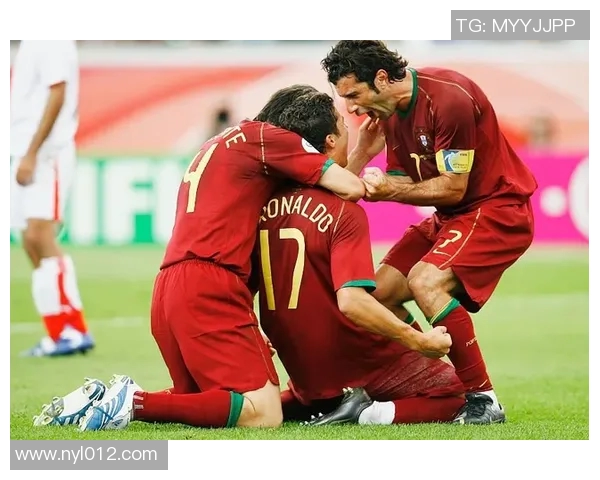 足球界英年早逝的传奇球星名字背后的故事与悲情回忆