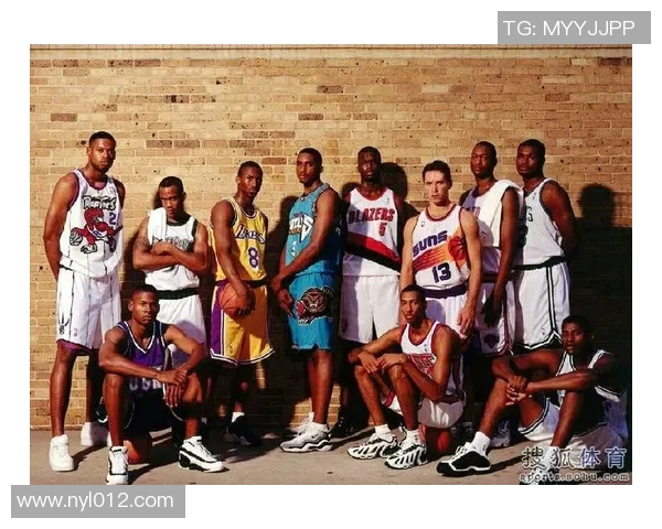 东欧足球球星崛起与挑战:从传奇到新星的辉煌历程 东欧足球球星崛起与挑战:从传奇到新星的辉煌历程